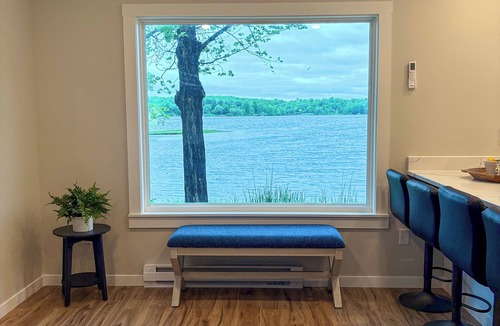 Luck Cottage | Charming 2-bedroom cottage on a lake.