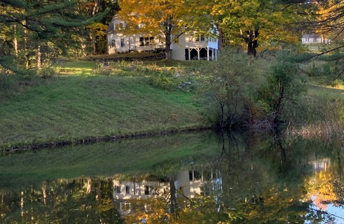 Thetford House | Charming 200-year-old 5-bedroom house surrounded by fields and forest trails