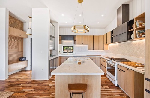 Freeland House | Charming 3-bedroom house in fantastic Freeland with AC