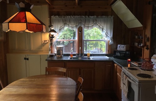 Star Lake House | Charming 4-bedroom cottage in Star Lake with WiFi