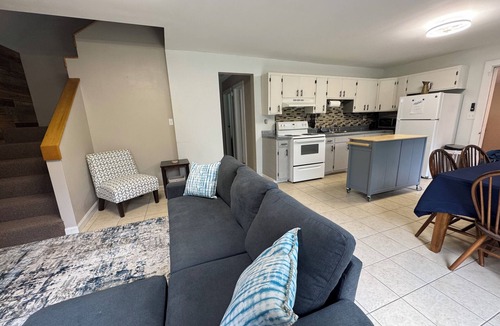 Willsboro House | Charming 4-bedroom house in Willsboro with Lake Access
