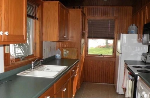 Grenell House | Charming 4 Bedroom Private Island Escape in the 1000 islands!
