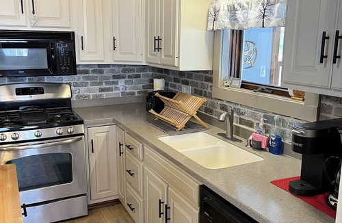Thendara House | Charming ADK Retreat Walking Distance to Town and River