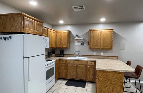 Ada Apartment | Charming and Clean- 2 Bedroom Duplex