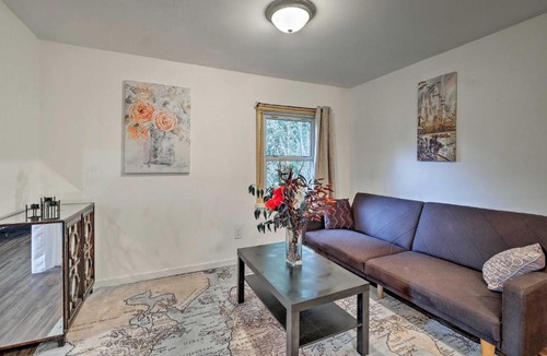 Gloversville House | Charming Gloversville Retreat 13 Mi to Royal Mtn!