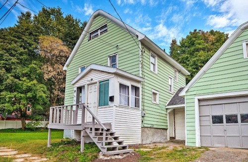 Gloversville House | Charming Gloversville Retreat 13 Mi to Royal Mtn!