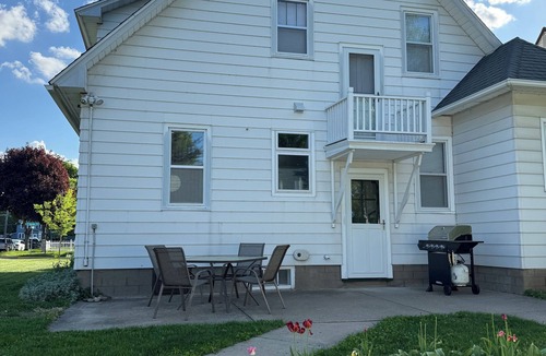Lake City House | Charming House in Lake City 3 Blks from Marina and Lake Pepin! 3 Bedroom/2 Bath