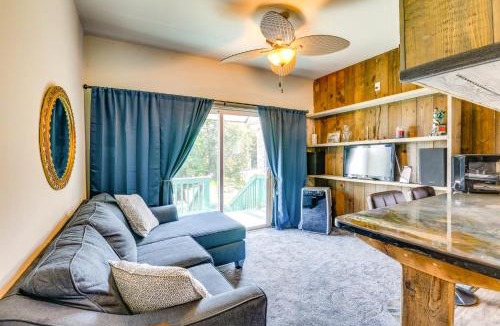 Rouses Point Apartment | Charming New York Retreat with Lake Champlain Views!