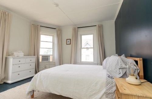 St. Albans Historic District Apartment | Charming & Newly Renovated 2BR in St Albans