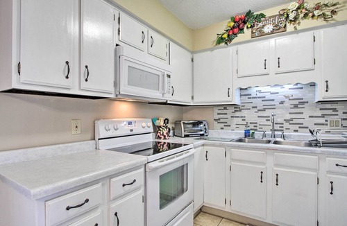 Rochester House | Charming Rochester Home, 4 Mi to Mayo Clinic!