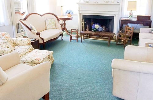 Siasconset House | Charming & Spacious Historic Home In Sconset! Big yard