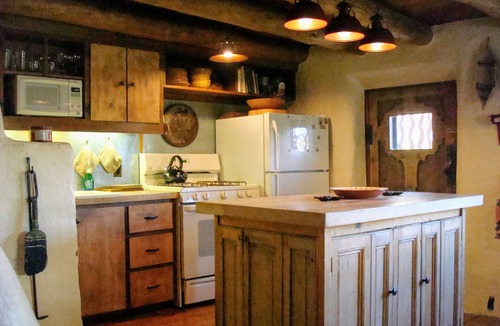 Taos House | CHARMING TAOS ADOBE HOME