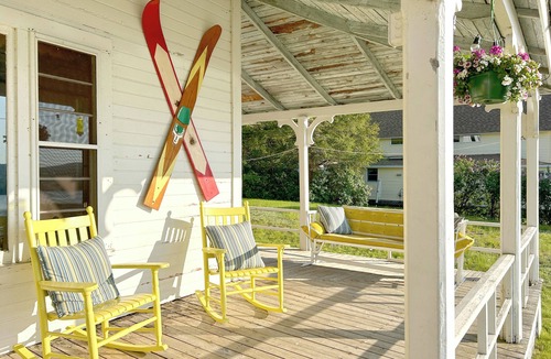 Enfield Cottage | Charming waterfront Mascoma Lake cottage with private beach and dock. ☀️