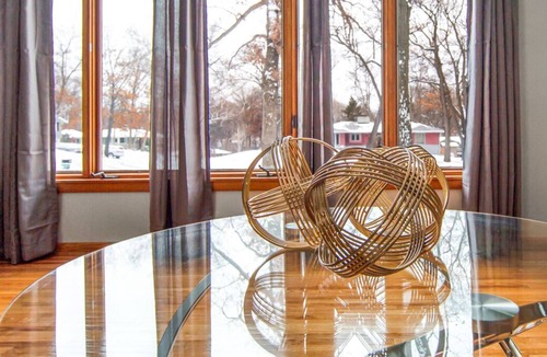 Minnetonka House | Cheerful, Cozy, 4 bedroom home with fireplaces