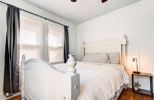 Central Oklahoma City Apartment | Chic Duplex Haven I Steps from Paseo Arts District