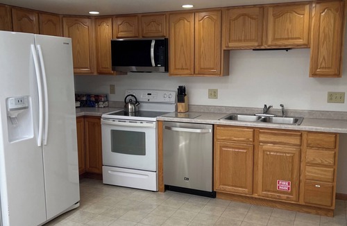 Lake Wissota Apartment | 🔥 Chippewa Falls Lakefront. Lake Wissota Sunsets. Family & Work Stays ·Fire Pit