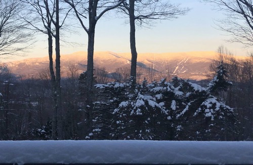 Warren House | Classic Mountain Ski Lodge @ Sugarbush