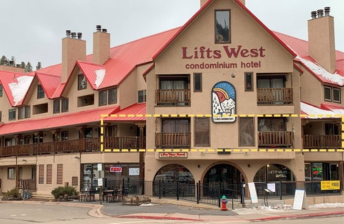 Red River Condo | Close to the lifts/middle of town 2BR/2BA , sleeps 6, Great Reviews