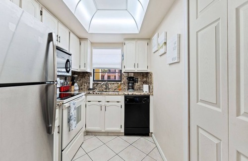 Avon By The Sea Condo | Coastal Bliss: Beachfront Condo w/Balcony, Pool & Near the Pier