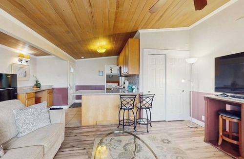 Copalis Beach Condo | Coastal pool view condo with shared hot tub & beach trail access, dog-friendly