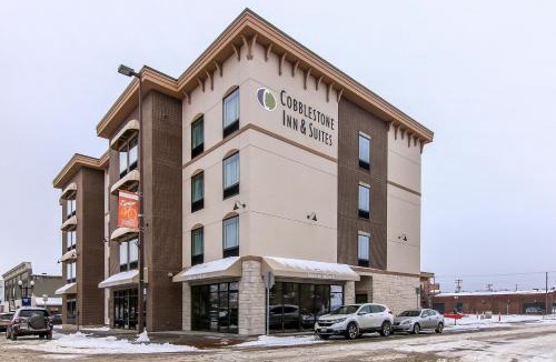 Menomonie Hotel | Cobblestone Inn & Suites - Menomonie/UW-Stout