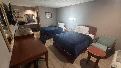 Shawnee Hotel | Colonial Inn
