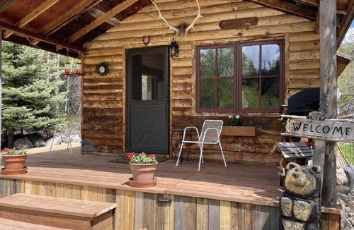 Thomasville House | Colorado Mountain River Paradise