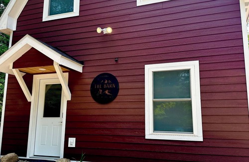 Wilmington Cabin | Come make memories in the Adirondacks at THE BARN! Bike, hike or swim⛰️all summer