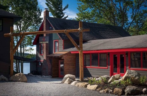 Old Forge Condo | Come stay at Great Pines for amazing views!