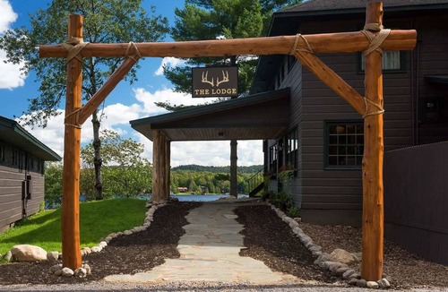 Old Forge Condo | Come stay at Great Pines for amazing views!