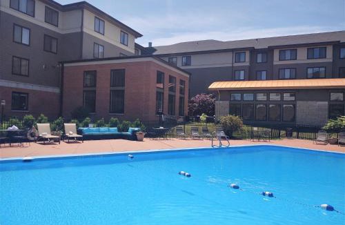 South Burlington Hotel | Comfort Inn & Suites South Burlington near University