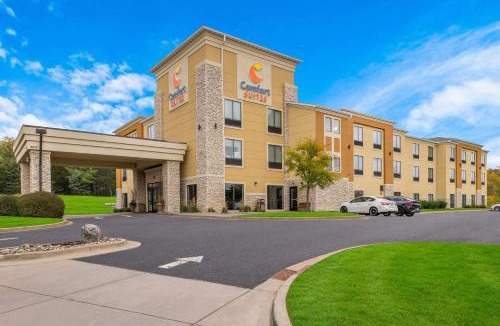 Hudson Hotel | Comfort Suites Hudson I-94