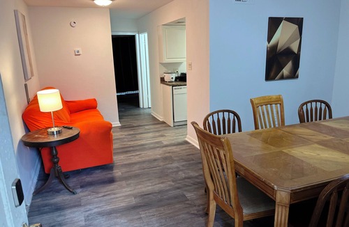 Gainesville Apartment | Comfortable 3-BR 2-BH budget-friendly apartment in wonderful Gainesville