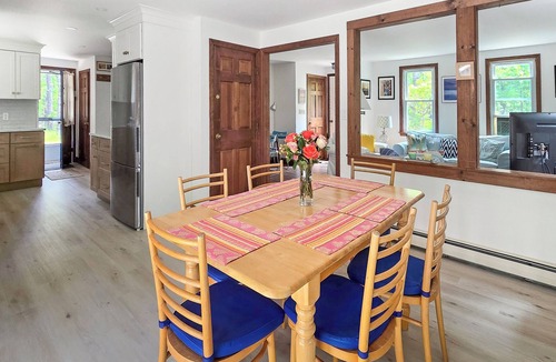 Wellfleet House | Comfortable 3BD-A/C, Screen Porch & Enclosed Outdoor Shower