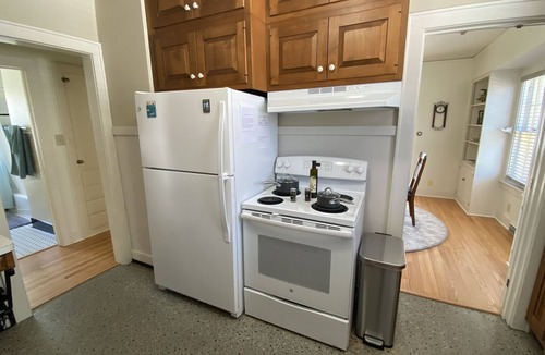 Manitowoc House | Comfortable Convenient Relaxing