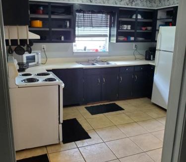 Saint Elmo House | Comfortable home