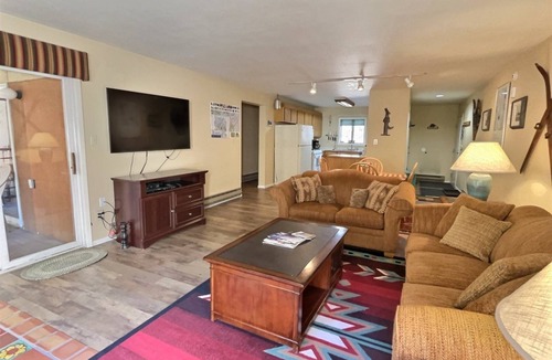 Taos Ski Valley Condo | Comfy and Close to the Fun at Taos Ski Valley