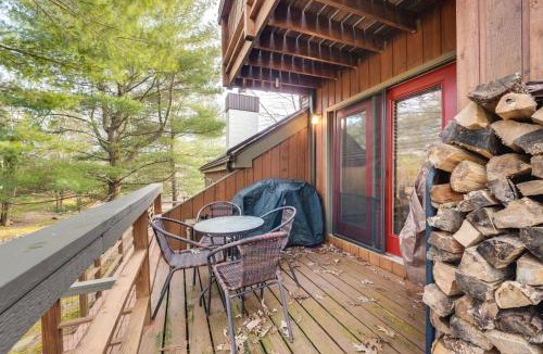 Lake Harmony House | Community Beach Access: Lake Harmony Townhome