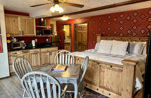 Red River Condo | Condo ∙ 1 bedroom ∙ 2 guests