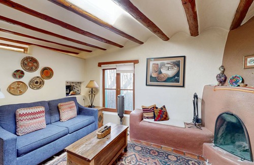 Historic Eastside Condo | Condo ∙ 1 bedroom ∙ 3 guests