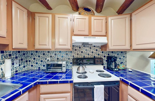Historic Eastside Condo | Condo ∙ 1 bedroom ∙ 3 guests