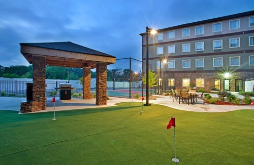 Elkhart Condo | Condo ∙ 2 bedrooms ∙ 6 guests
