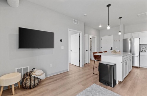 Lake City Condo | Condo with stunning views of Lake Pepin Unit 102