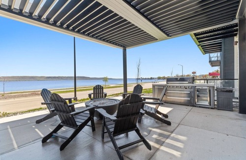 Lake City Condo | Condo with stunning views of Lake Pepin - Unit 203