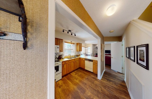 Angel Fire Condo | Convenient to all the Mountain Activities! Gold Dust B3