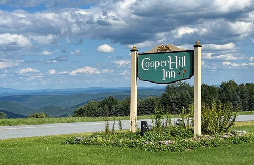 West Dover House | Cooper Hill Inn