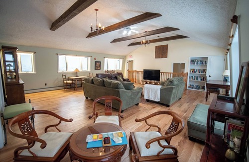 West Dover House | Cooper Hill Inn