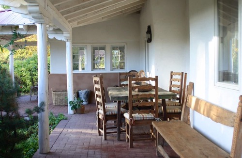 Tesuque House | Country Cottage - Beautiful Two Bedroom House on Tesuque Estate
