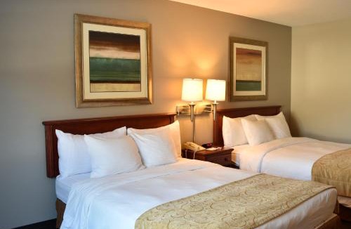 River Falls Hotel | Country Inn River Falls