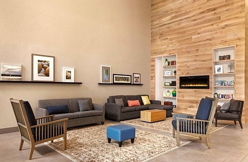 Green Bay Hotel | Country Inn & Suites by Radisson, Green Bay East, WI